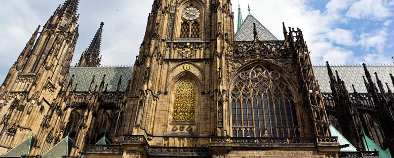 St. Vitus Katedrali İşlemeleri - Prag