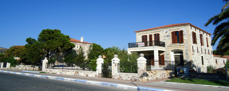 Taş Evler - Eski Foça