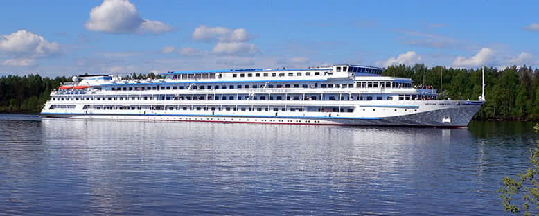 Volga Nehri Turu Tekneleri