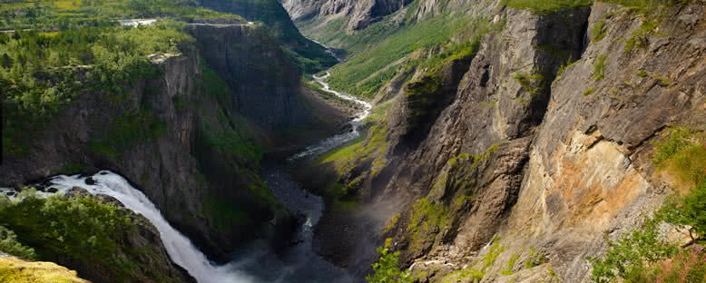 Voringsfossen Şelalesi - Norveç