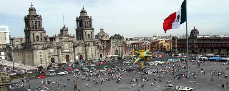 Zocalo (Anayasa Meydanı) - Mexico City